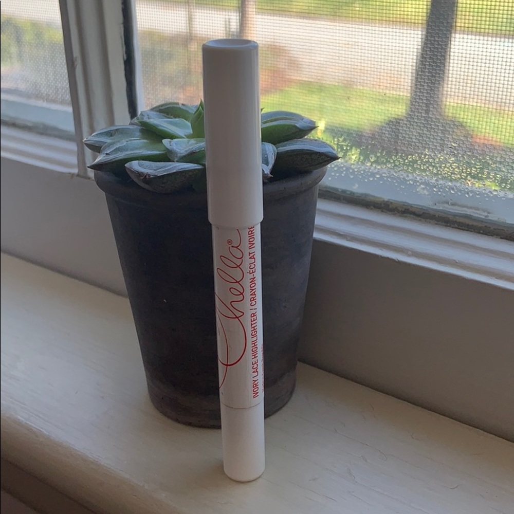 Chella highlighter
